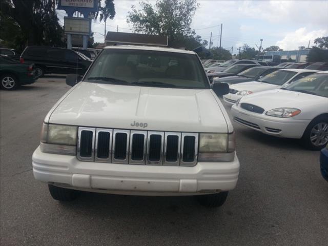 1998 Jeep Grand Cherokee K2500 Silverado