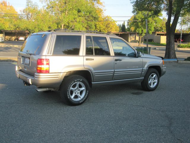 1998 Jeep Grand Cherokee Mega-short-laramie-stick-5.9l Diesel-4wd-1 Owner