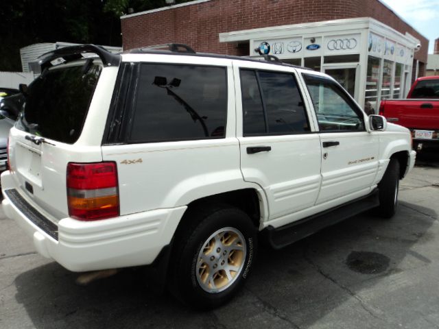 1998 Jeep Grand Cherokee Super