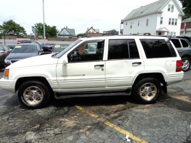 1998 Jeep Grand Cherokee Super