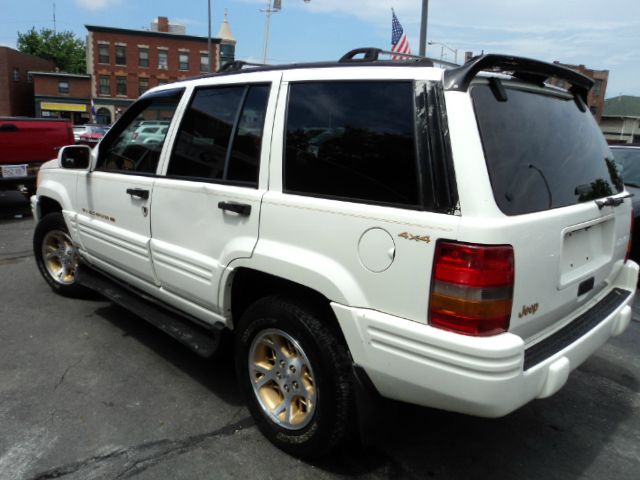 1998 Jeep Grand Cherokee Super