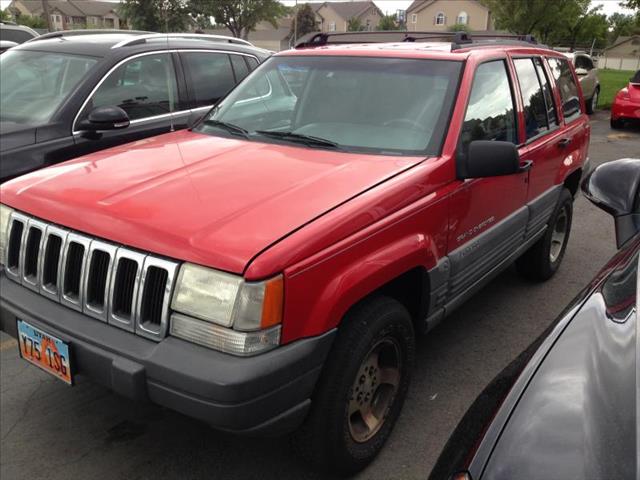 1998 Jeep Grand Cherokee LOW Miles NICE 4door Sedan