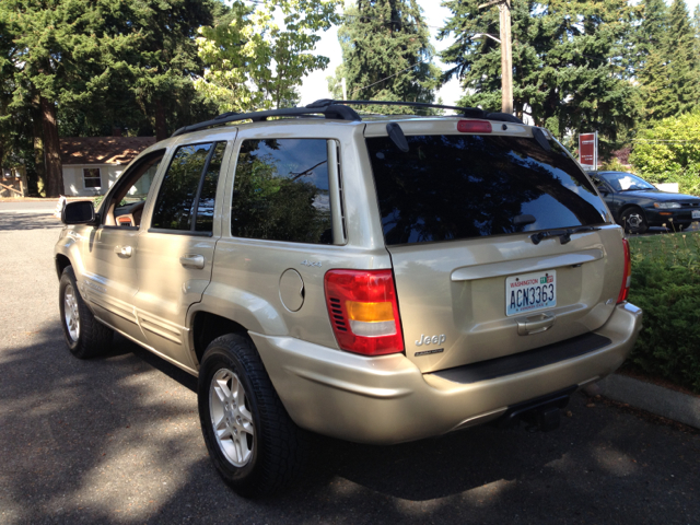 1999 Jeep Grand Cherokee Super