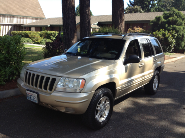 1999 Jeep Grand Cherokee Super