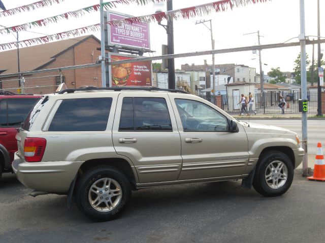 1999 Jeep Grand Cherokee Super