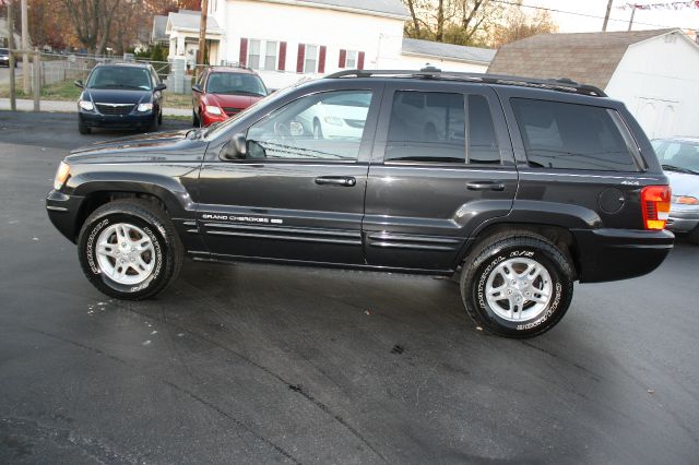 1999 Jeep Grand Cherokee Super