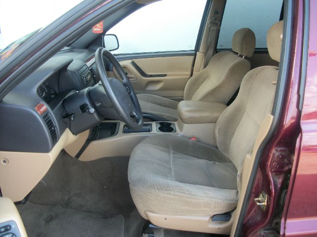 1999 Jeep Grand Cherokee Sedan 4dr