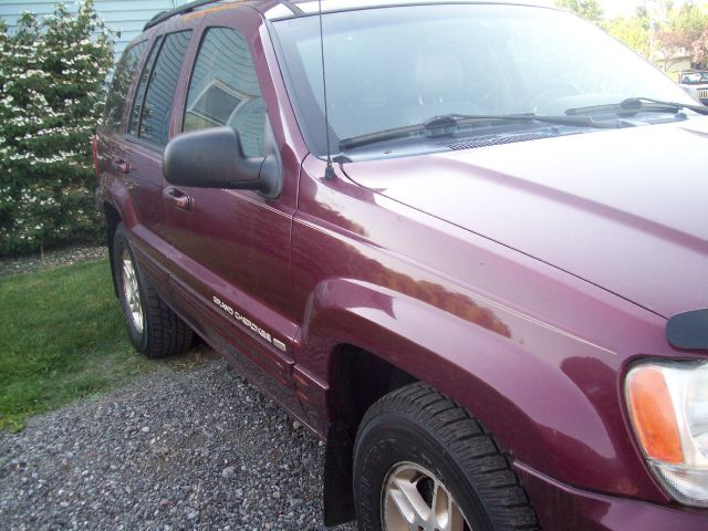 1999 Jeep Grand Cherokee Super