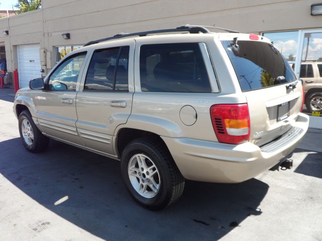 1999 Jeep Grand Cherokee Super