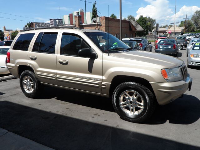 1999 Jeep Grand Cherokee Super