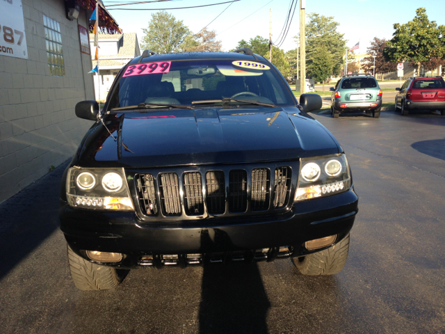 1999 Jeep Grand Cherokee Super