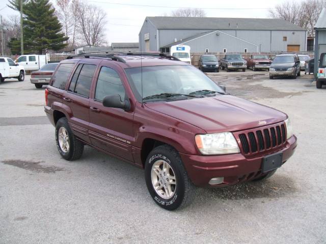 1999 Jeep Grand Cherokee SLT 25