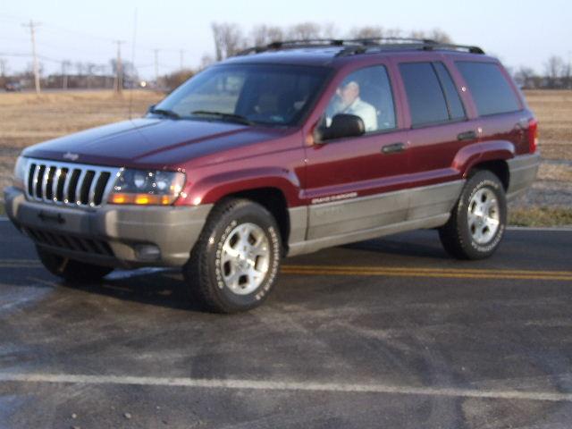 1999 Jeep Grand Cherokee LS