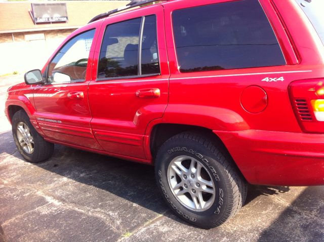 1999 Jeep Grand Cherokee Super