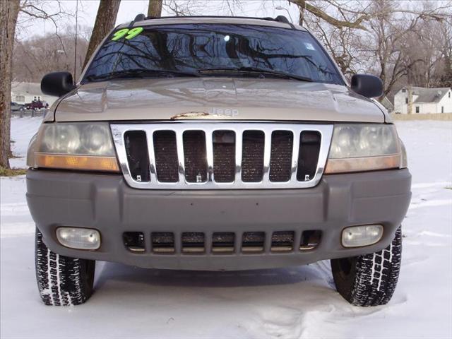 1999 Jeep Grand Cherokee LS