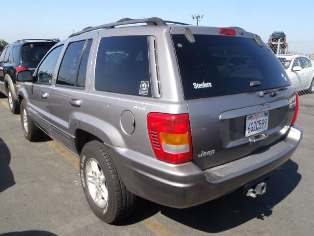 1999 Jeep Grand Cherokee Super