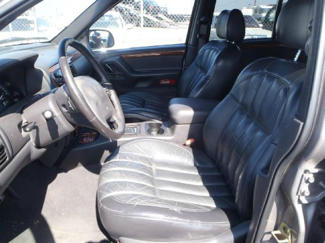 1999 Jeep Grand Cherokee Super