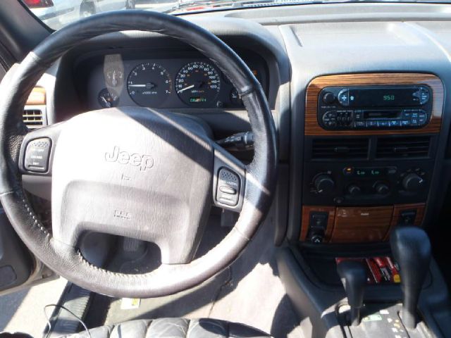 1999 Jeep Grand Cherokee Super