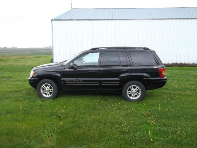 1999 Jeep Grand Cherokee Super