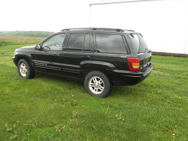 1999 Jeep Grand Cherokee Super