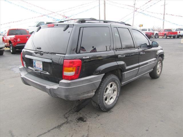 1999 Jeep Grand Cherokee LS