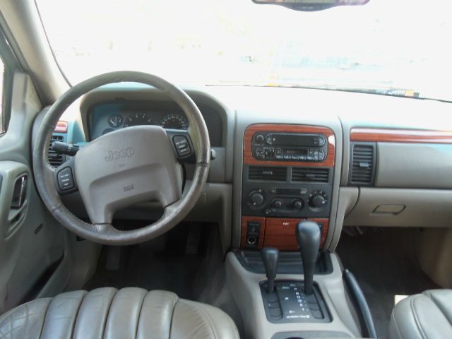 1999 Jeep Grand Cherokee Super