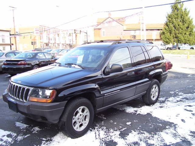 1999 Jeep Grand Cherokee LS