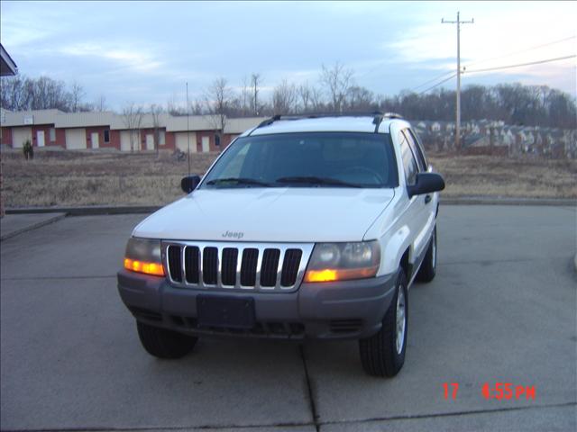 1999 Jeep Grand Cherokee LS