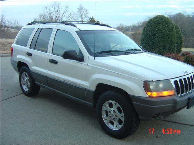 1999 Jeep Grand Cherokee LS