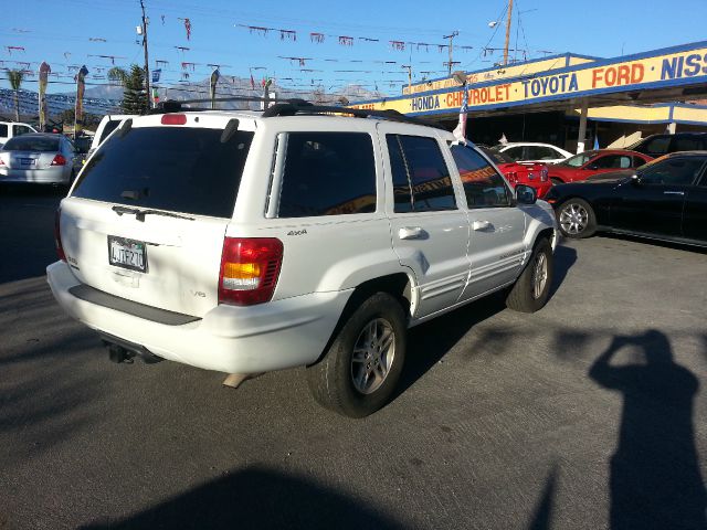 1999 Jeep Grand Cherokee Super