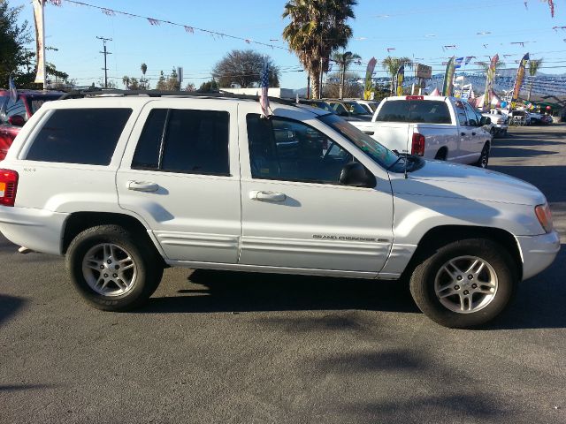 1999 Jeep Grand Cherokee Super