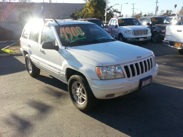 1999 Jeep Grand Cherokee Super