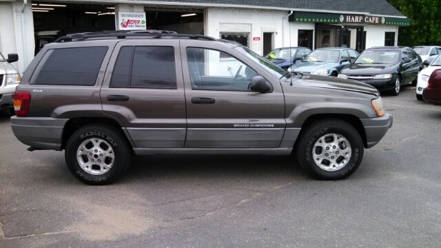 1999 Jeep Grand Cherokee LS