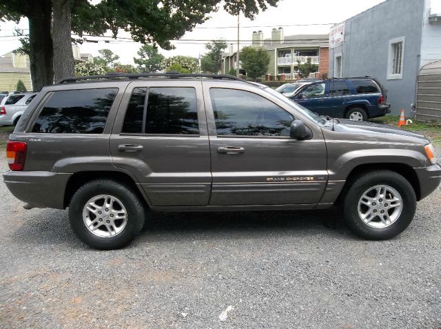 2000 Jeep Grand Cherokee Super