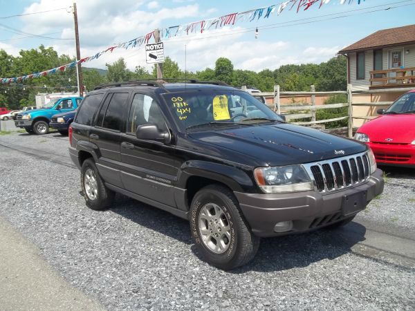 2000 Jeep Grand Cherokee LOW Miles NICE 4door Sedan