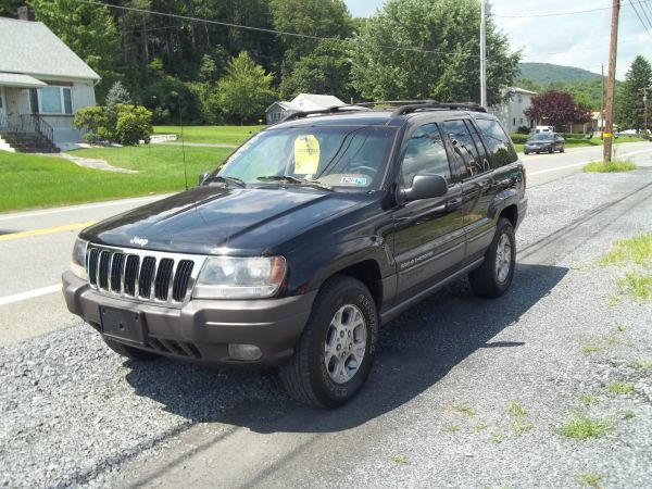 2000 Jeep Grand Cherokee LOW Miles NICE 4door Sedan