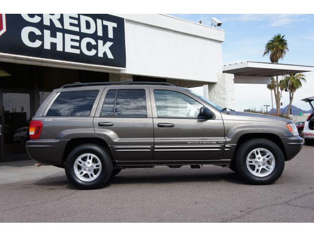 2000 Jeep Grand Cherokee SLT 25