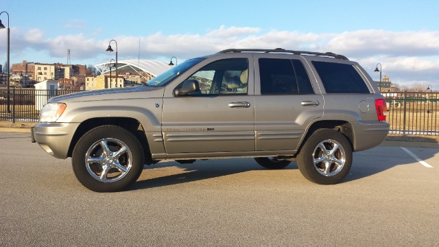 2001 Jeep Grand Cherokee DX AWD