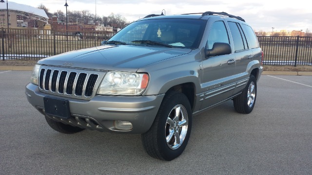 2001 Jeep Grand Cherokee DX AWD