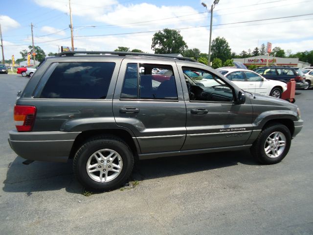 2002 Jeep Grand Cherokee Sedan 4dr