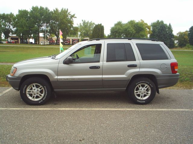 2002 Jeep Grand Cherokee 323i Sport Package