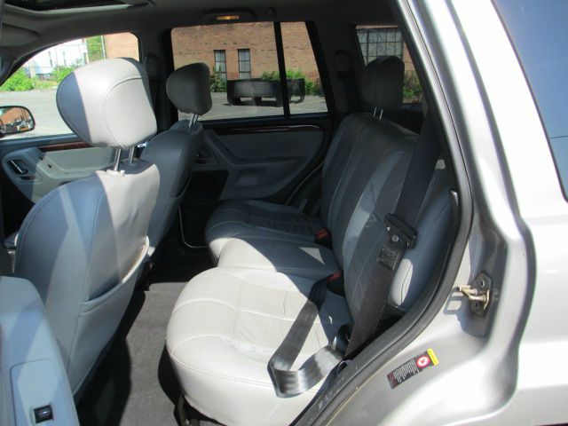 2002 Jeep Grand Cherokee VT 365