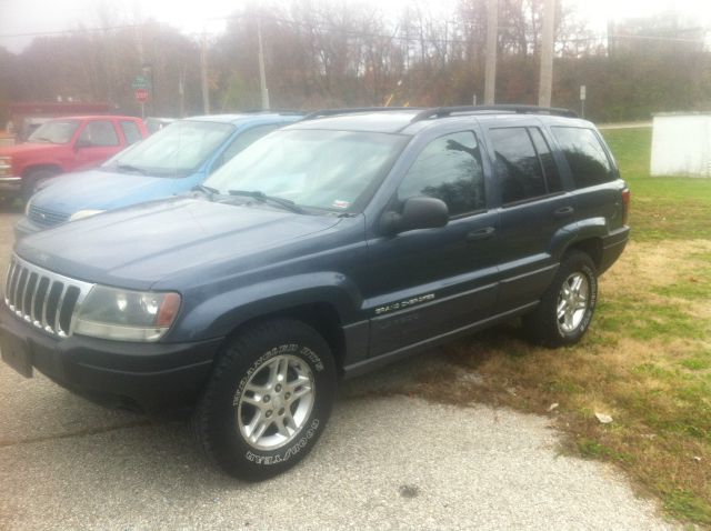 2002 Jeep Grand Cherokee Sedan 4dr