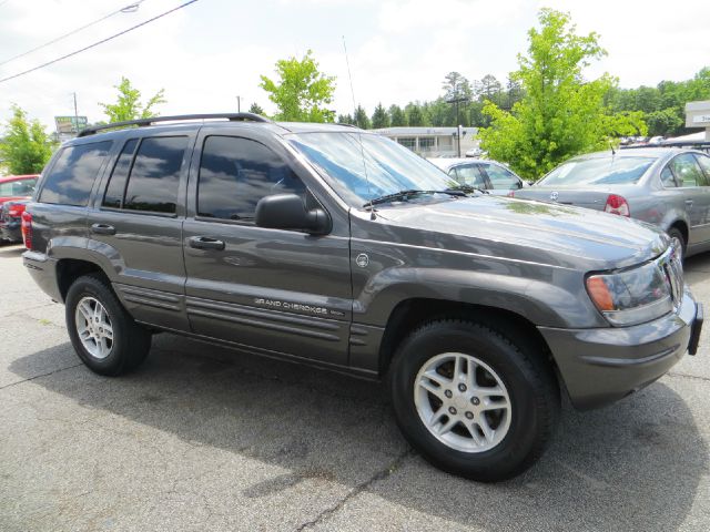 2002 Jeep Grand Cherokee LT Loaded