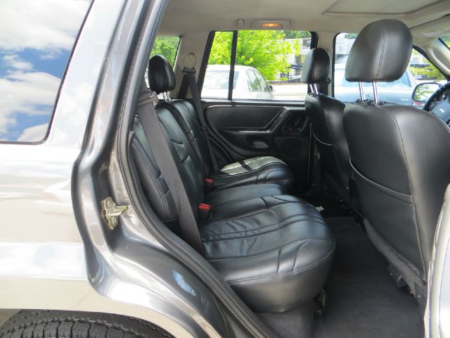 2002 Jeep Grand Cherokee LT Loaded