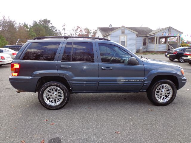 2002 Jeep Grand Cherokee Super