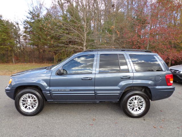 2002 Jeep Grand Cherokee Super