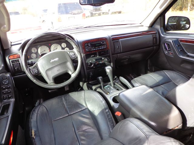 2002 Jeep Grand Cherokee Super