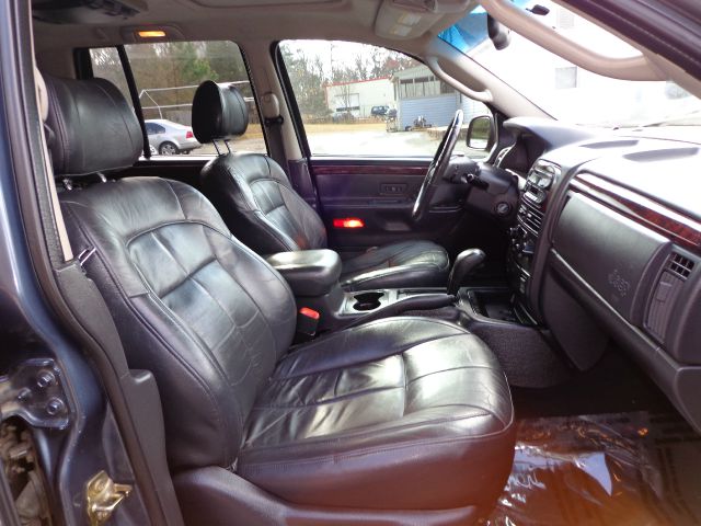 2002 Jeep Grand Cherokee Super