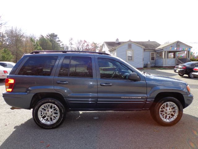 2002 Jeep Grand Cherokee Super